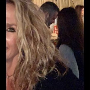 Meet your Posher, Suzanne